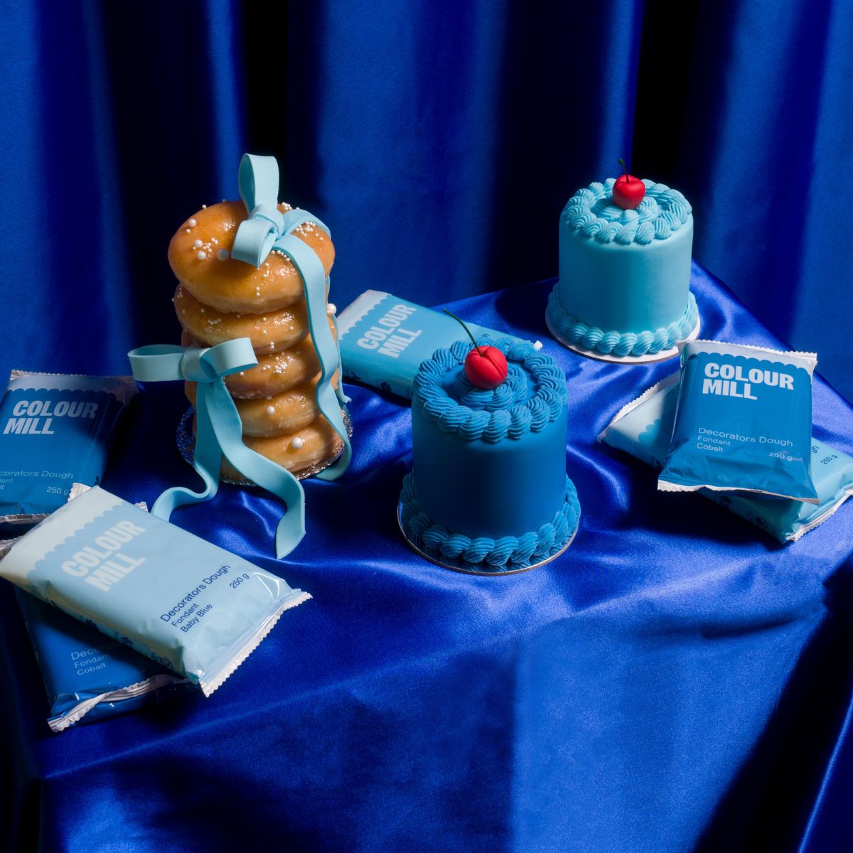 Colour Mill Fondant Decorators Dough Kobalt Blauw 250g