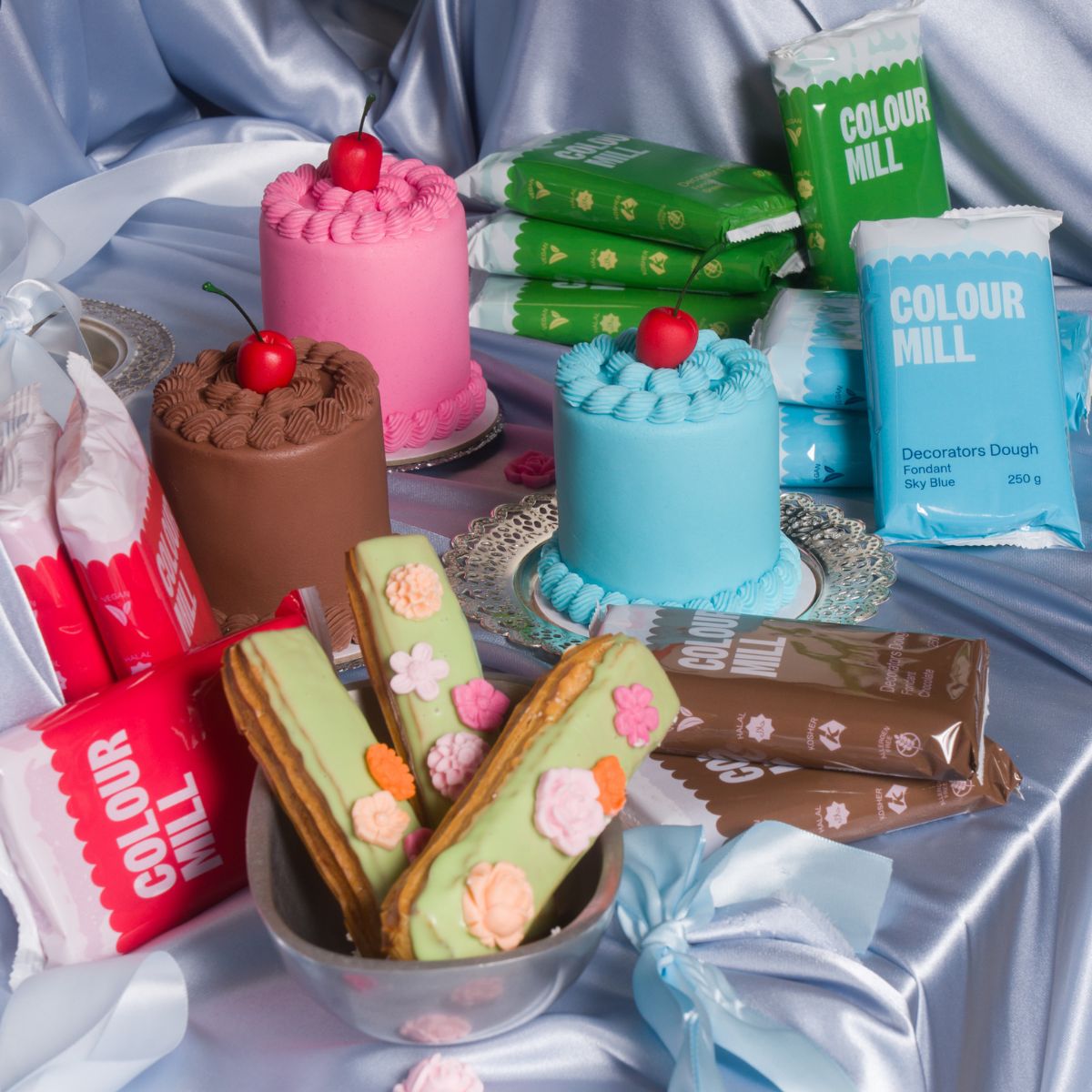 Colour Mill Fondant Decorators Dough Hemelsblauw 250g