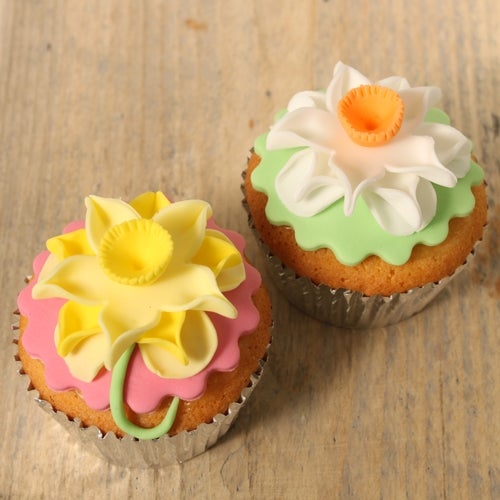 FMM Double Sided Cupcake Cutter Blossom/Scallop