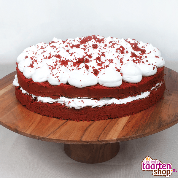 Red Velvet Cake met Witte Chocolade Crème Vulling