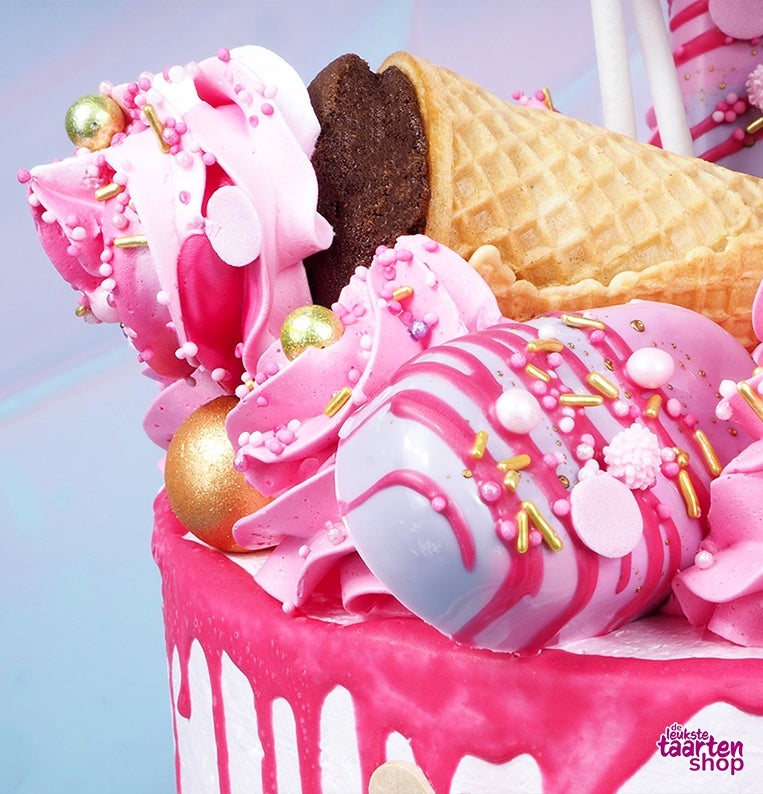 Roze Verjaardagstaart
