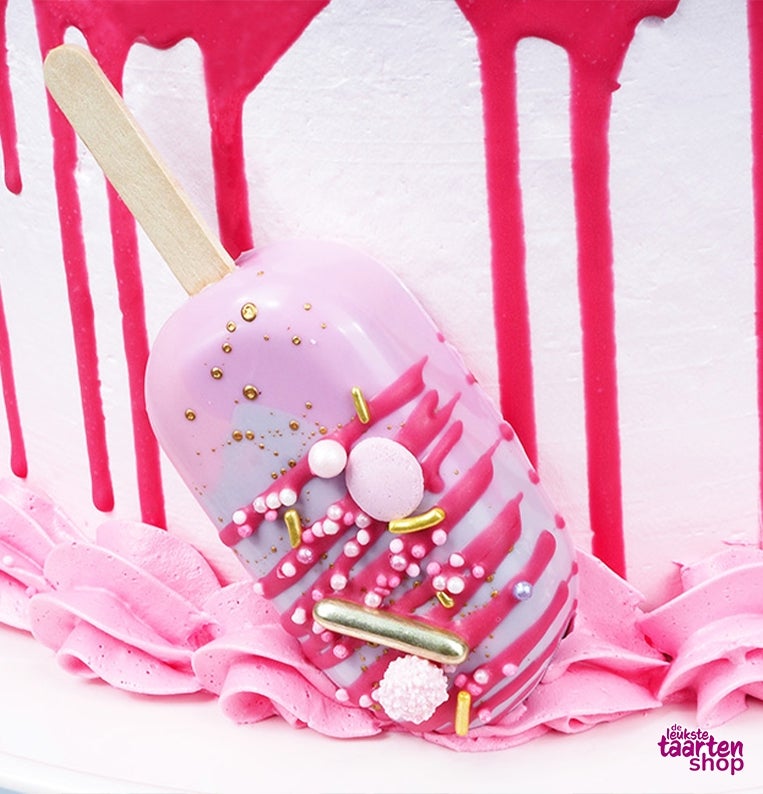 Roze Verjaardagstaart