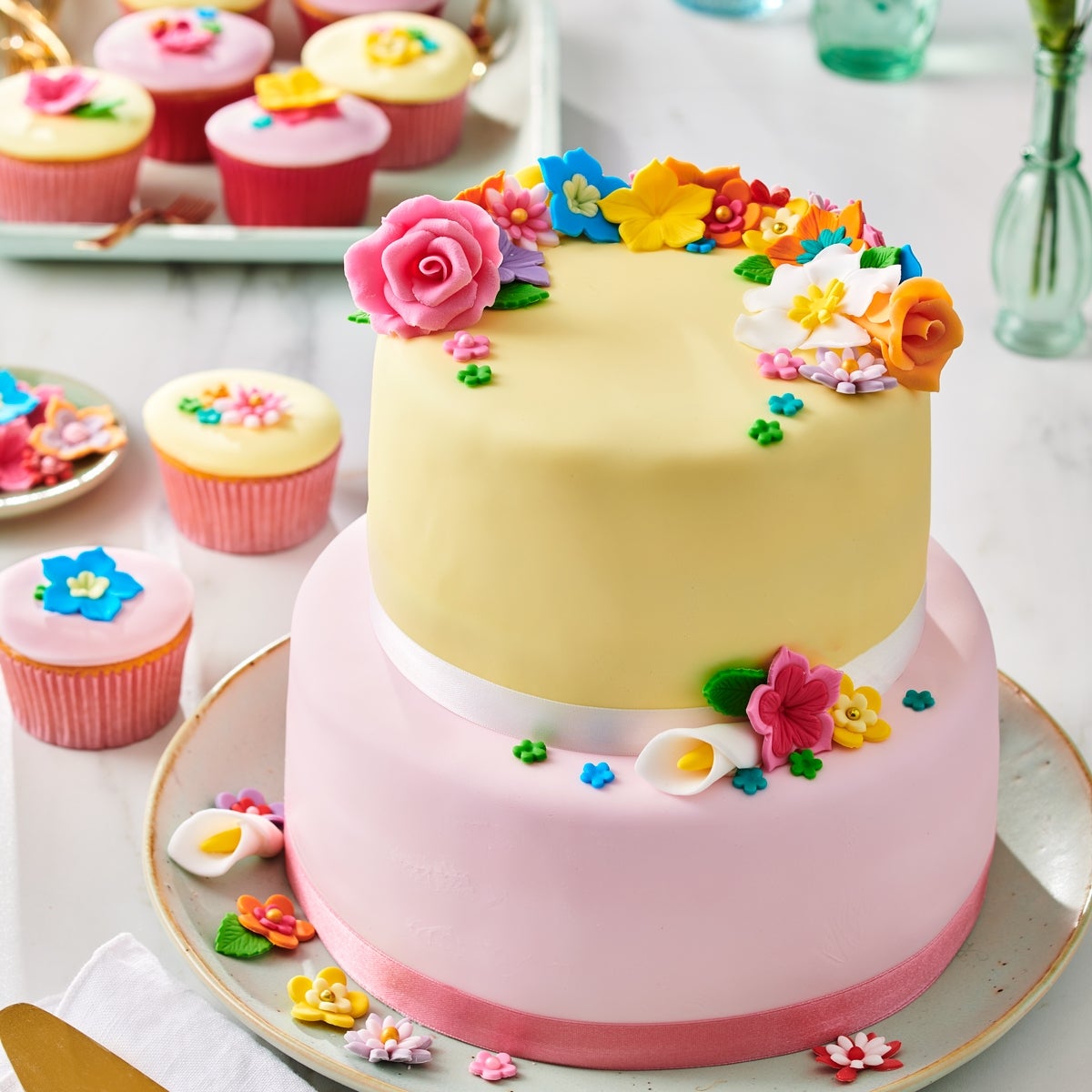 FunCakes Fondant Fire Red 250g