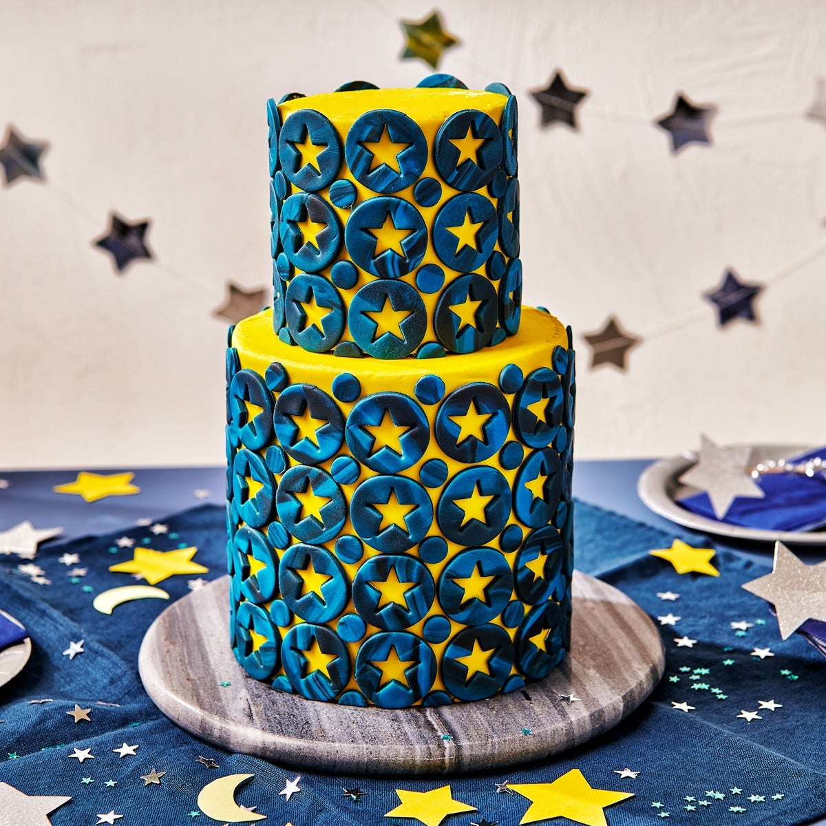 FunCakes Fondant Electric Yellow 250g