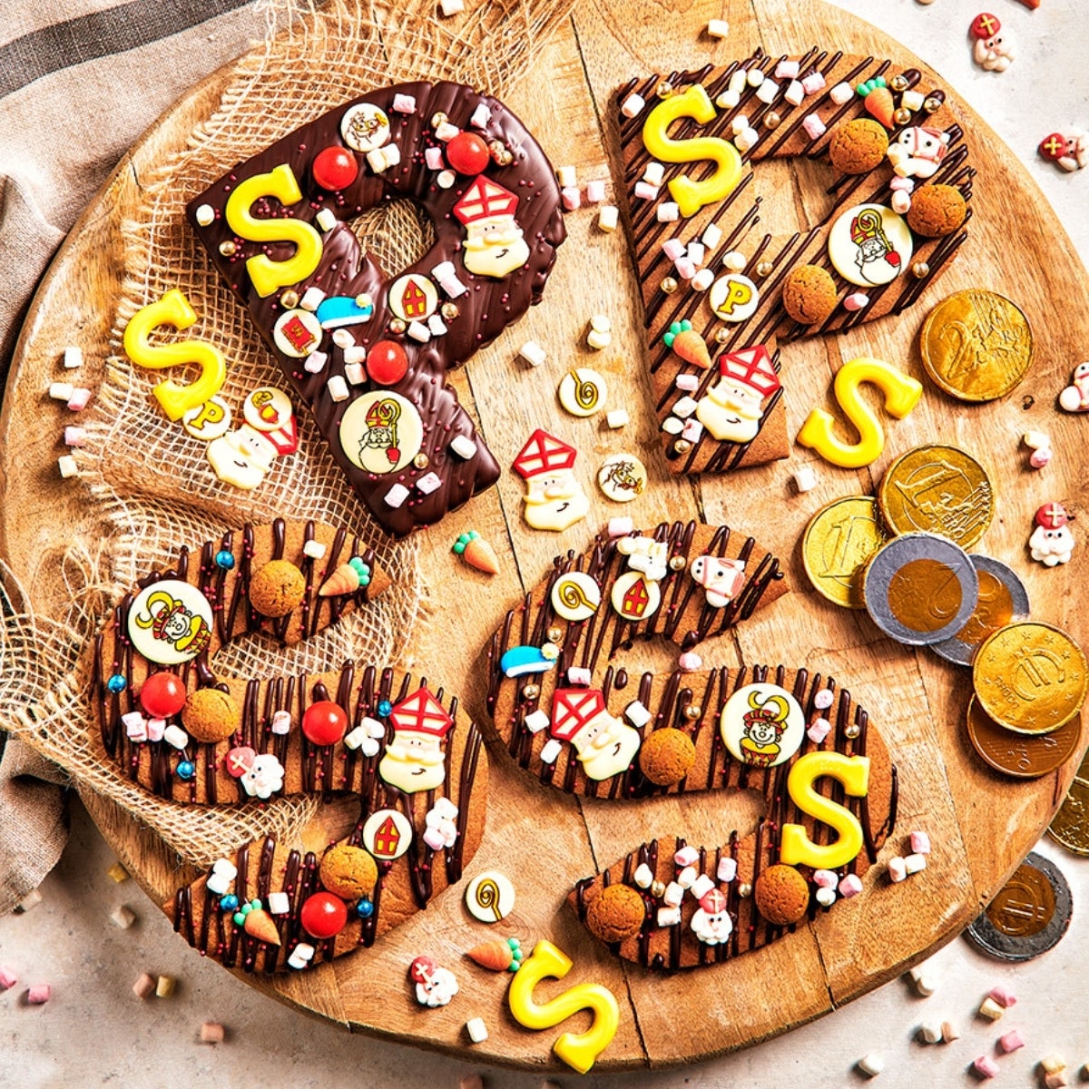 FunCakes Chocolade Decoratie Sinterklaas 2cm set/25