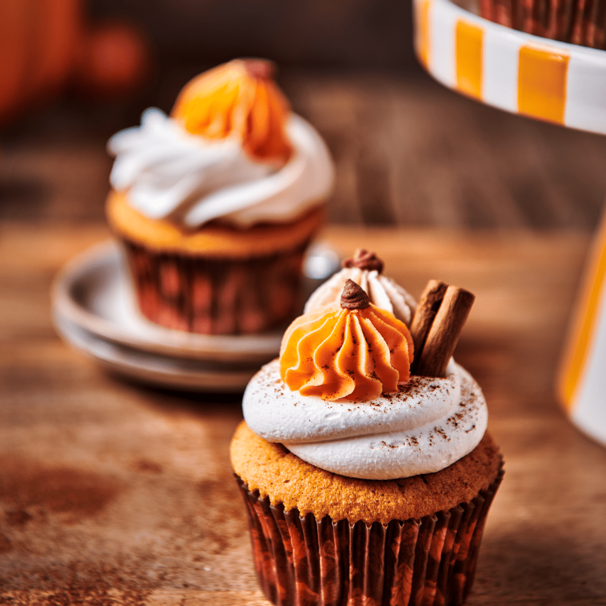 Pumpkin spice cupcakes