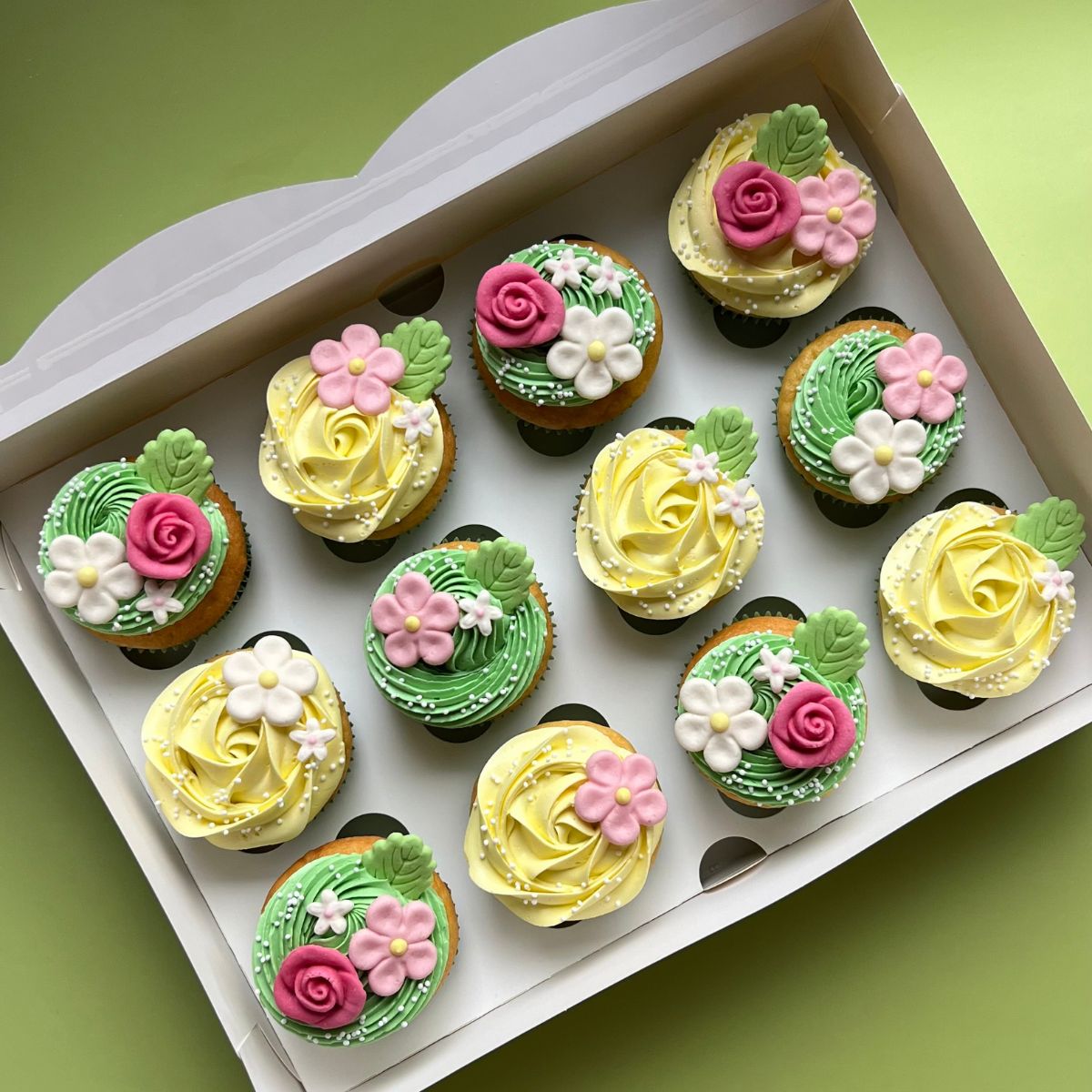 FunCakes Fondant Decoraties Blaadjes set/12