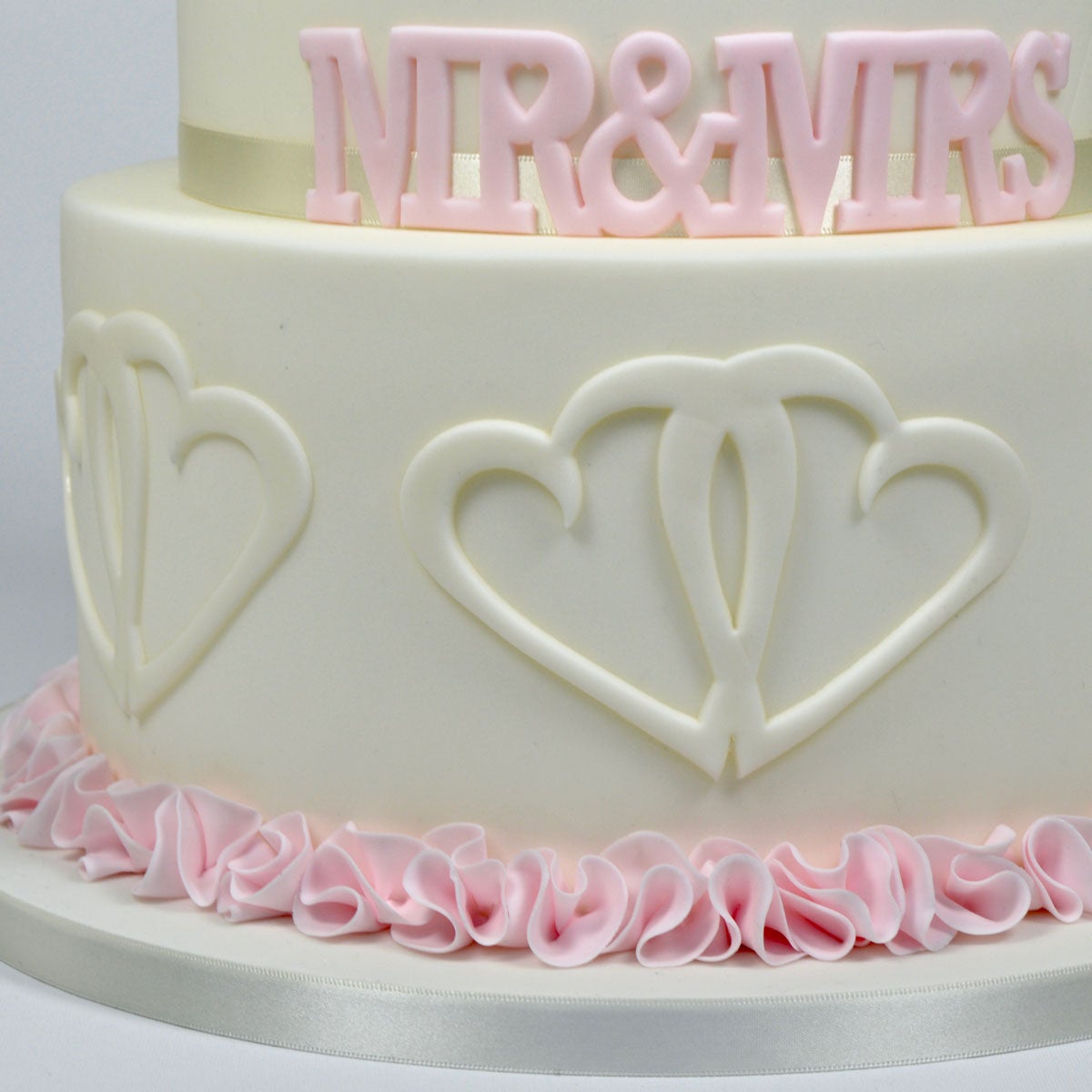 FMM Entwined Hearts Cutter