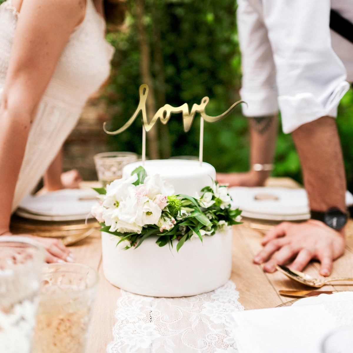 PartyDeco Cake Topper Love - Goud
