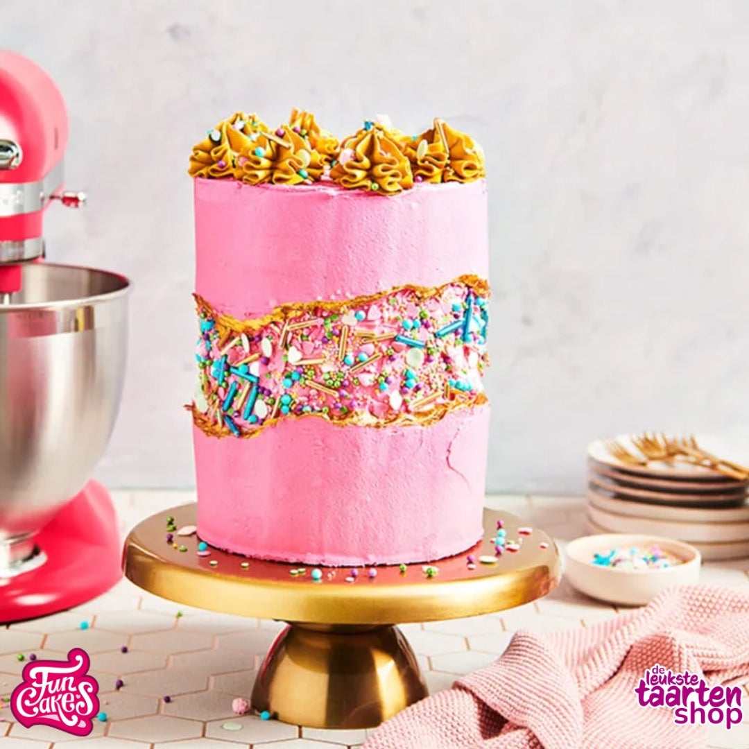 Roze Fault Line Taart met Sprinkles